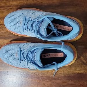 HOKA cliffton8. Woman size 10, Men 9